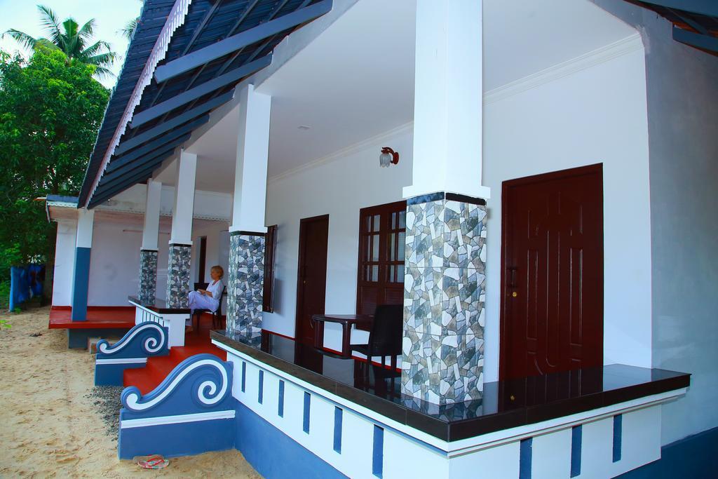 Marari Blue Waves Apartment Mararikulam Exterior photo