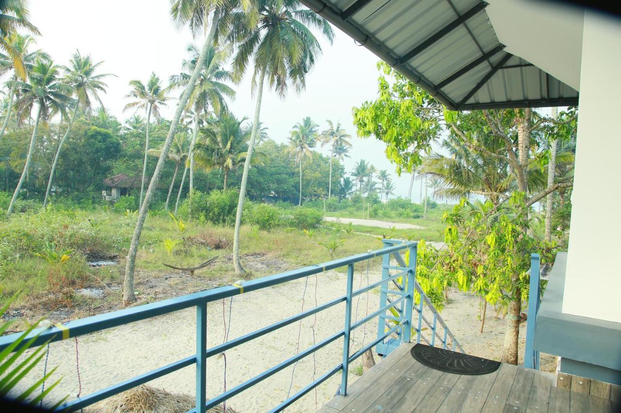 Marari Blue Waves Apartment Mararikulam Exterior photo