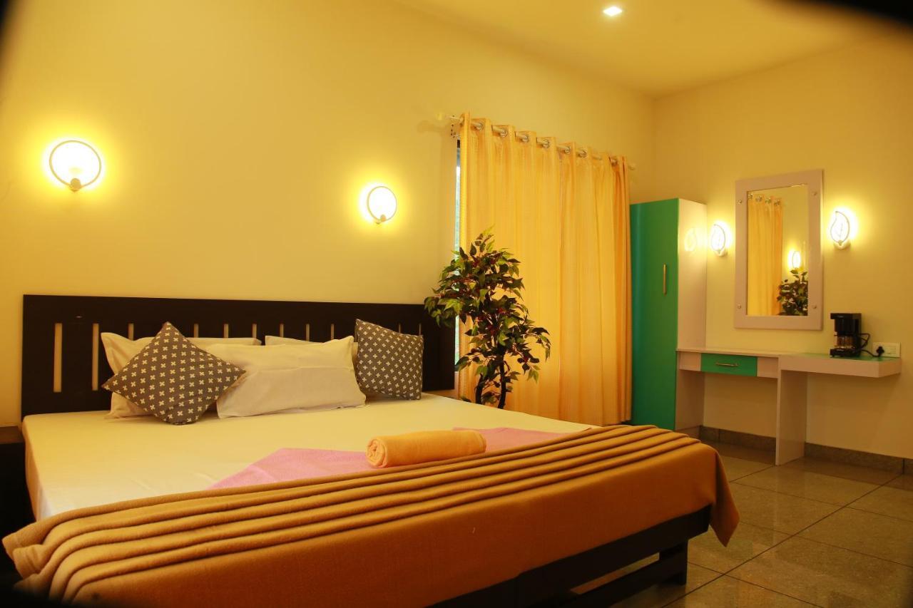 Marari Blue Waves Apartment Mararikulam Exterior photo