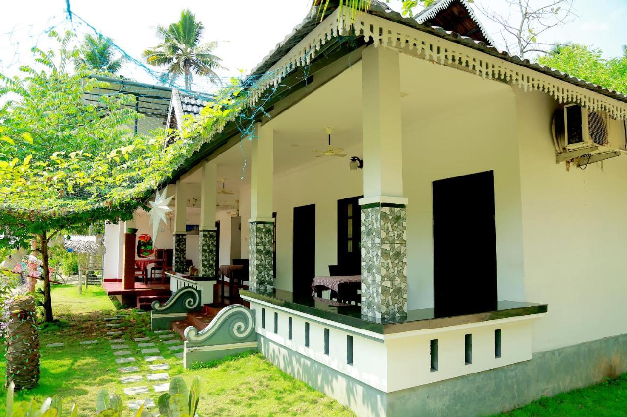 Marari Blue Waves Apartment Mararikulam Exterior photo